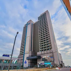 4* 호텔 Sky And Sea Ocean View