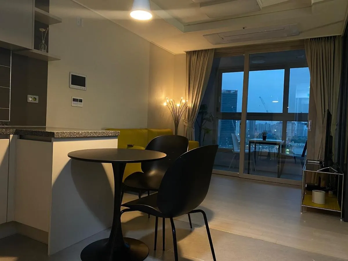 Landmark Songdo Stay 2 contacts